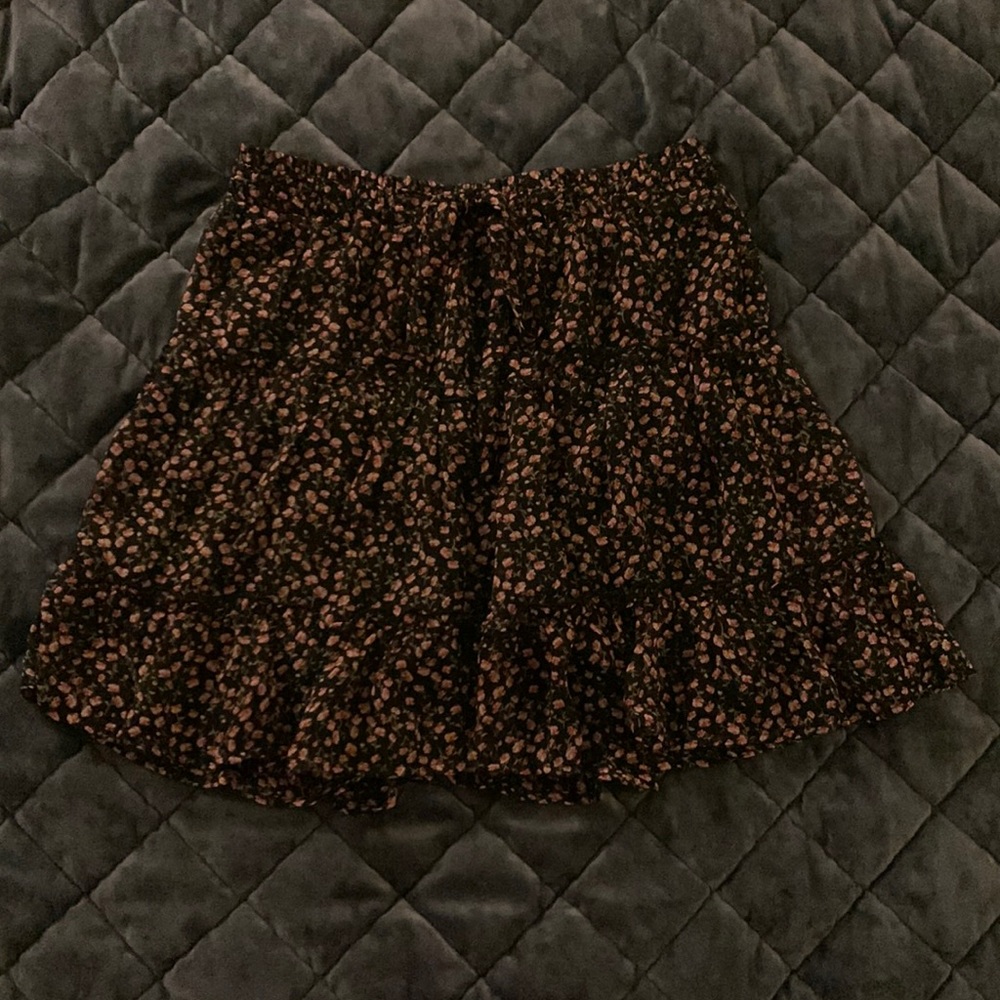Floral mini skirt